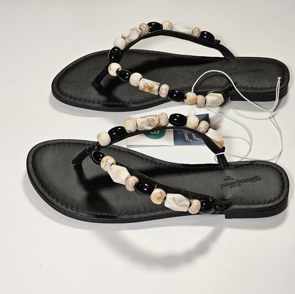 NEW! Universal Thread CINDY Womens Size 8 Black Beaded Flip Flop Sandals NWT - Picture 2 of 13